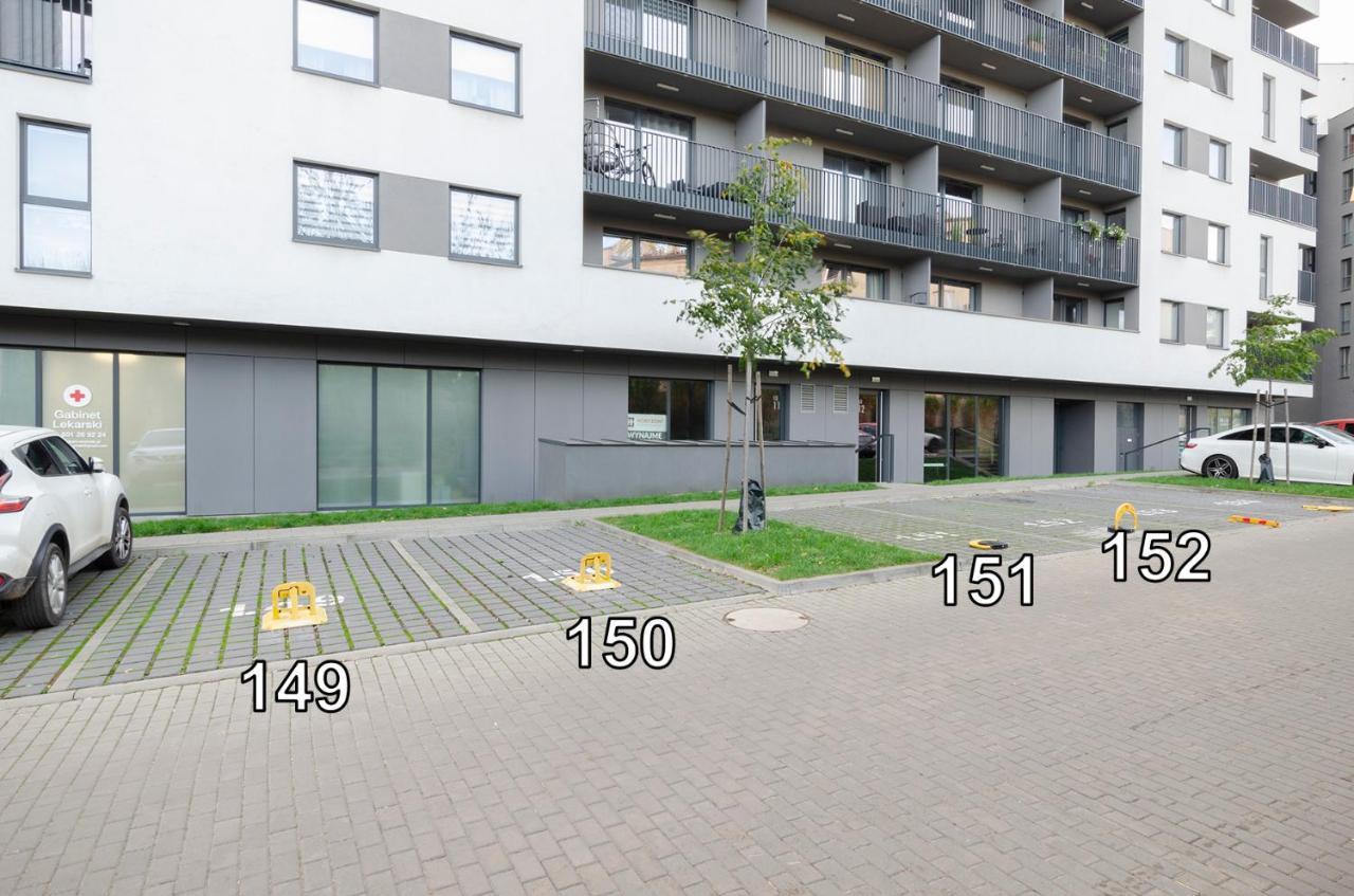 Sky Home- Rose Apartament -Manufaktura, Bezplatny Parking, Klima, Dostep Na Kod Łódź Exteriör bild